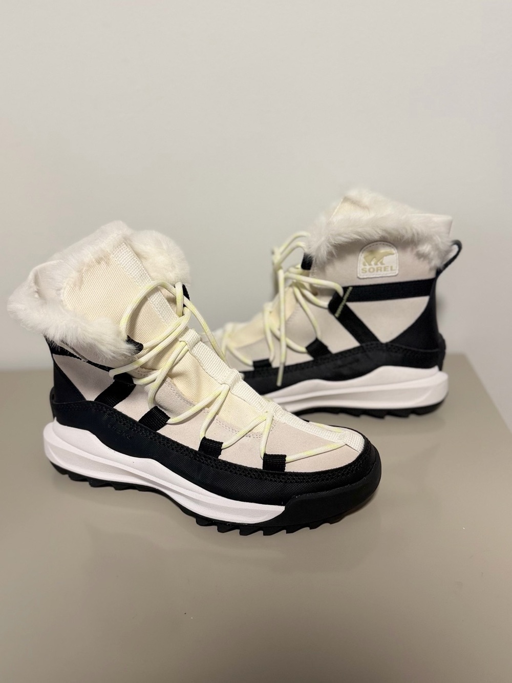 Sorel Women's Cream and Black Faux-Fur Winter Boot
